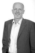 Dr.  Heinz  Schmid